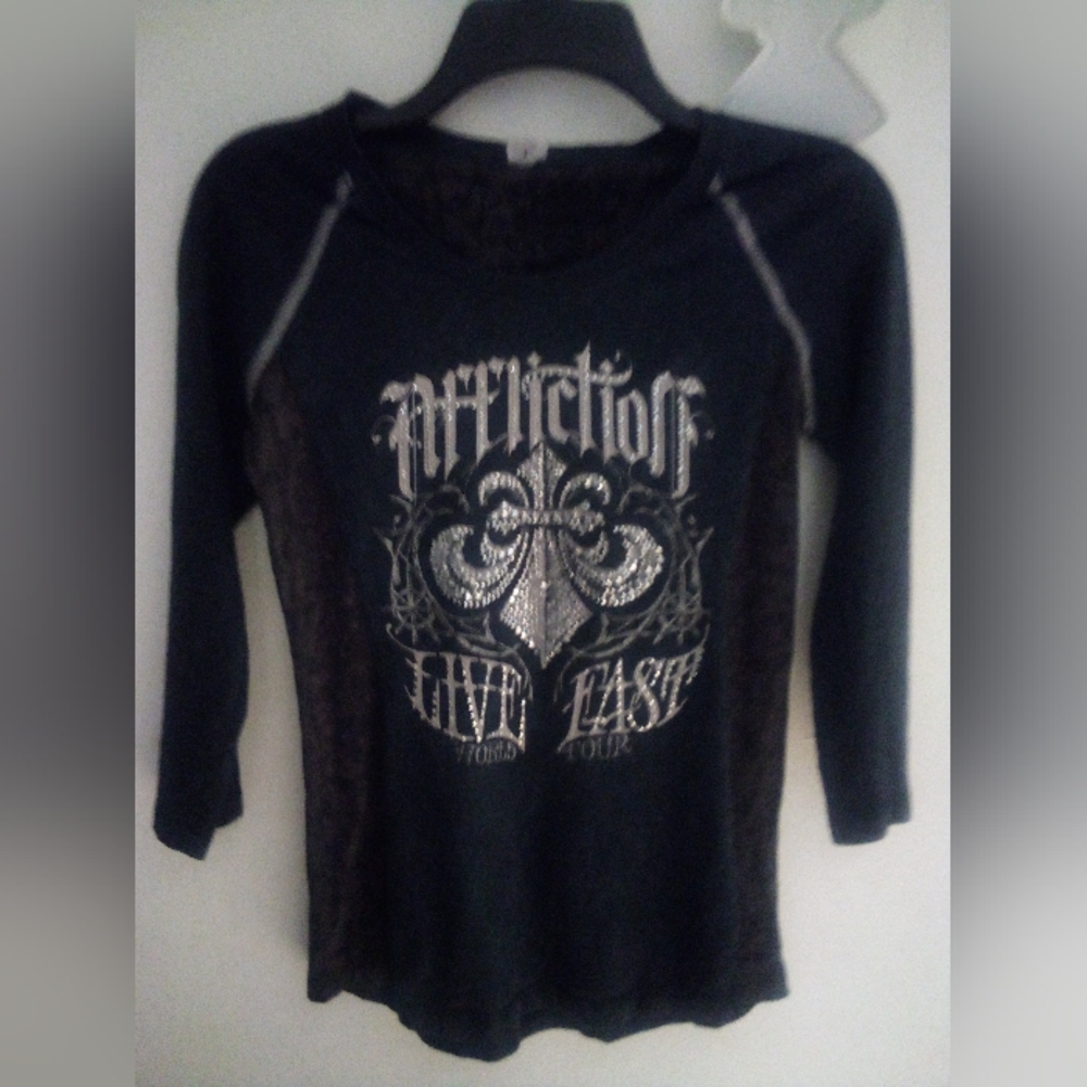 Affliction top
